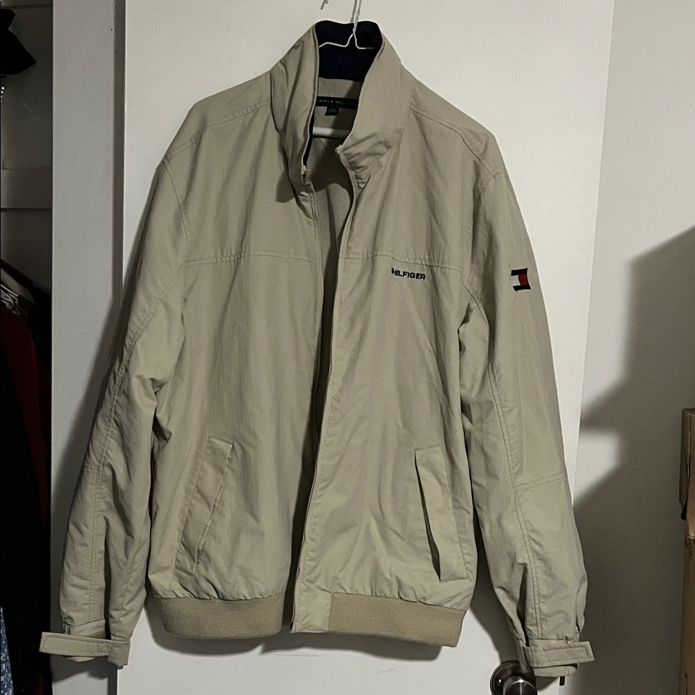 Tommy Hilfiger Men's Light Tan Windbreaker